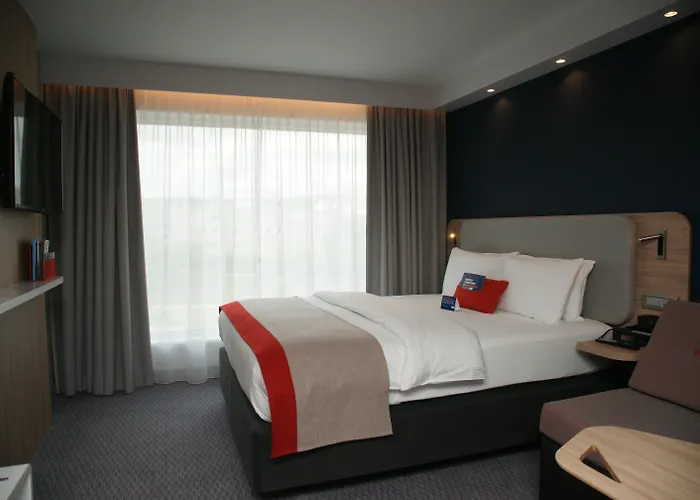 Holiday Inn Express Zuerich Airport By Ihg