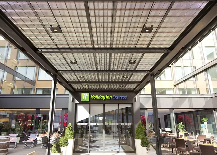Holiday Inn Express Zuerich Airport By Ihg