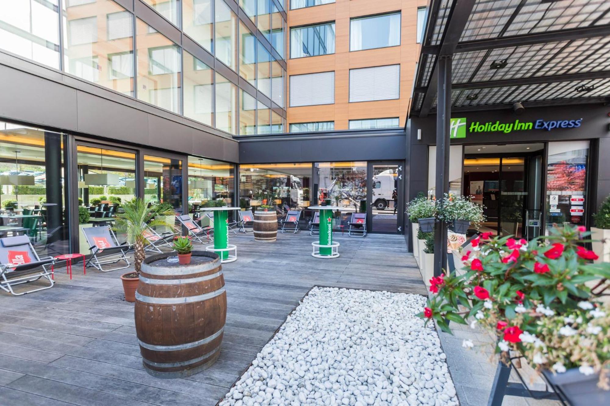 Express Zuerich Airport By Ihg 3*