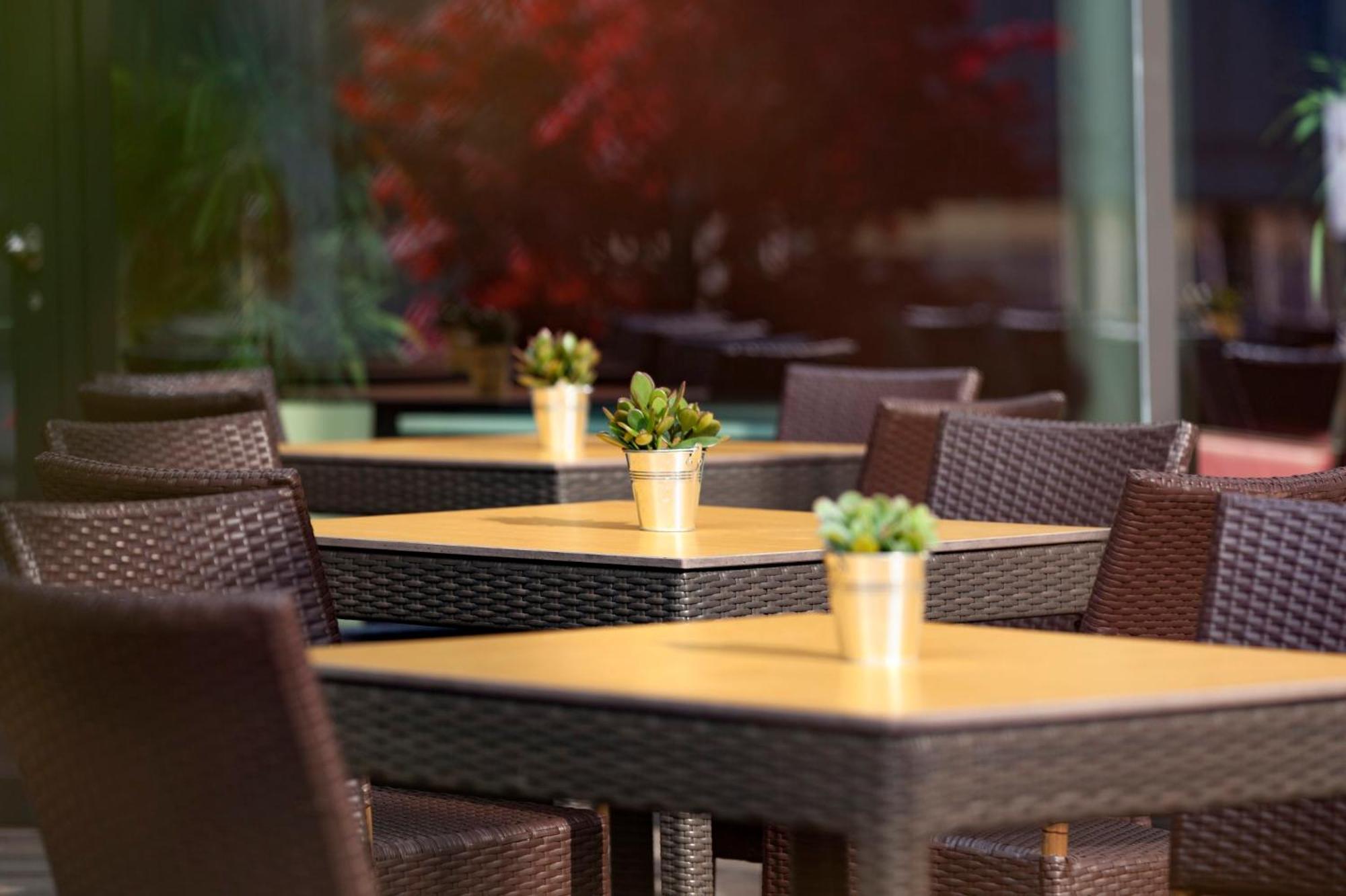 Express Zuerich Airport By Ihg Hotel Rumlang